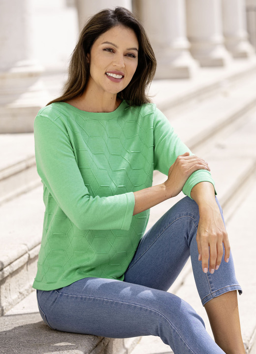 Basics - Pullover mit grafischer Struktur, in Größe 036 bis 052, in Farbe GRÜN Ansicht 1