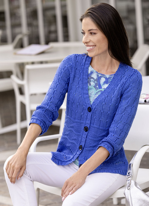 Basics - Strickjacke aus Bändchengarn, in Größe 036 bis 052, in Farbe ROYALBLAU