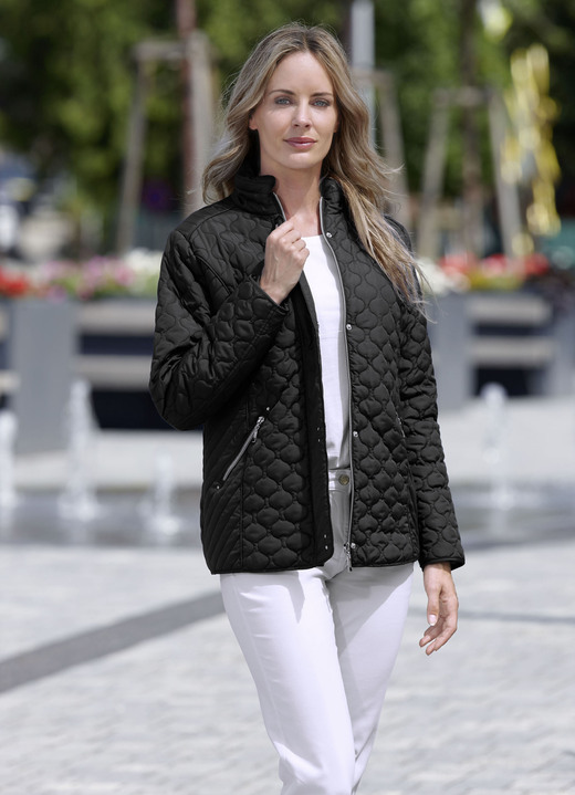 Damenmode - Funktionsjacke mit interessantem Stepp, in Größe 036 bis 054, in Farbe SCHWARZ Ansicht 1