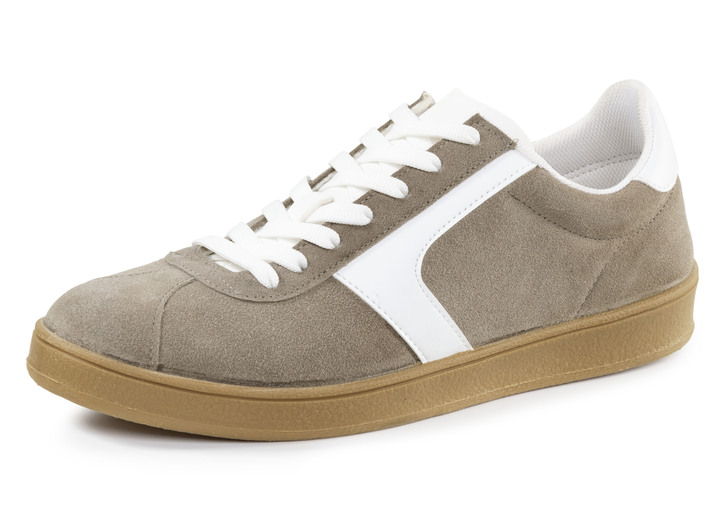 Slipper & Schnürschuhe - Sneaker aus Veloursleder mit Nappa-Besätzen und gepolstertem Schaftrand, in Größe 040 bis 046, in Farbe TAUPE Ansicht 1