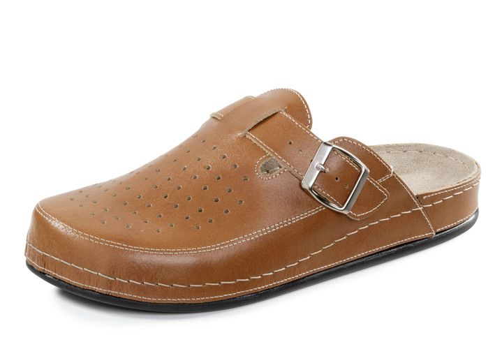 Sandalen & Pantoletten - Pantolette aus Nappaleder mit luftiger Perforation, in Größe 041 bis 046, in Farbe COGNAC Ansicht 1