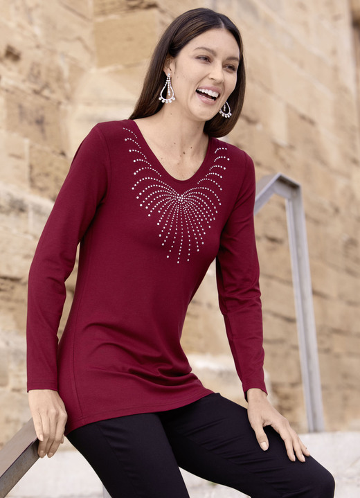 Langarm - Shirt mit abgerundetem V-Ausschnitt in 4 Farben Langarm - Shirt mit abgerundetem V-Ausschnitt in 4 Farben, in Größe 038 bis 054, in Farbe BORDEAUX