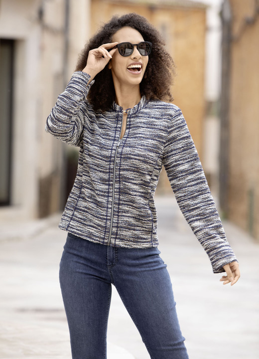 Blusenjacken - Blusenjacke aus Bouclé, in Größe 036 bis 052, in Farbe MARINE-ECRU-KUPFER-BUNT Ansicht 1