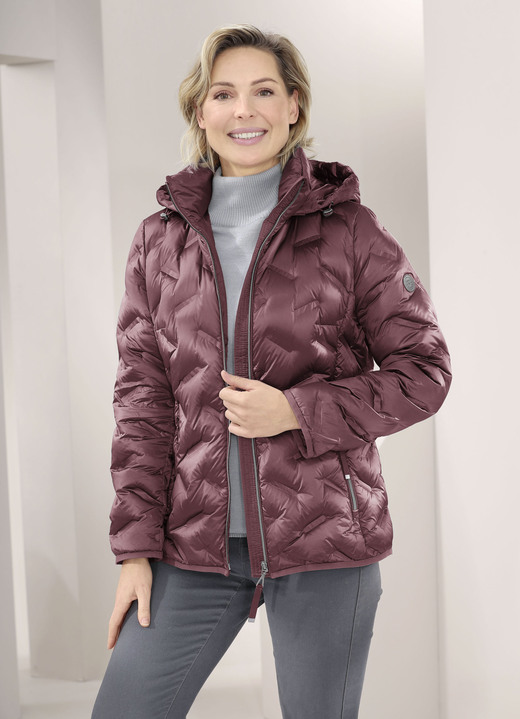 Jacken - Daunenjacke mit abnehmbarer Kapuze, in Größe 034 bis 052, in Farbe MAUVE Ansicht 1