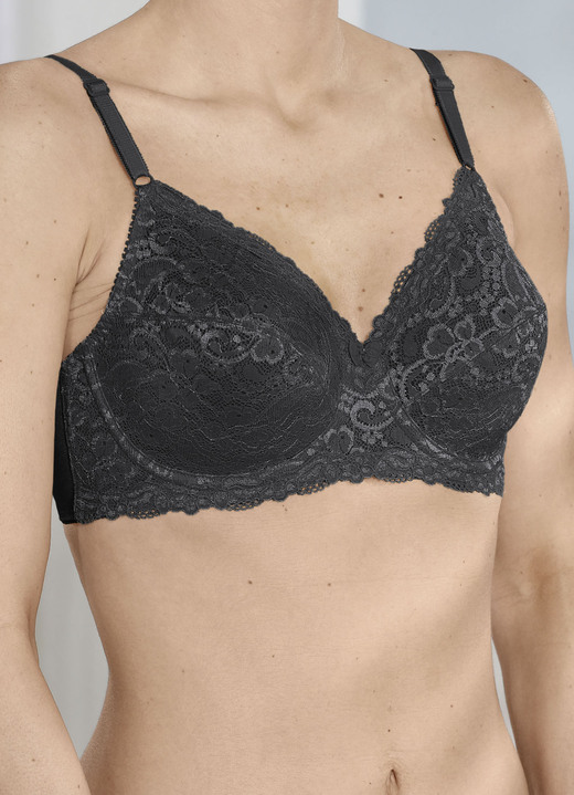 BH mit Formbügel - Triumph-Compliment Bügel-BH mit hübscher Spitze, in Größe 075 bis 105, in Cup F, in Farbe SCHWARZ Ansicht 1