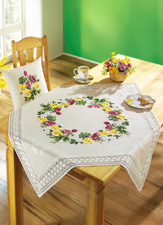 Tischdecken - Schäfer Tisch- und Raumdekoration, in Größe 103 (Läufer, 50/100 cm) bis 404 (Kissenbezug,40/ 40 cm), in Farbe BUNT, in Ausführung Bestickt