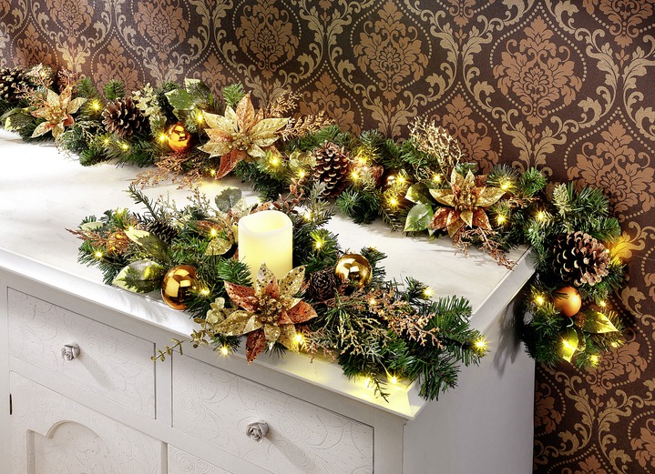 - Weihnachtliche Dekorations-Accessoires, in Farbe GRÜN-KUPFER, in Ausführung Beleuchtetes Tischgesteck