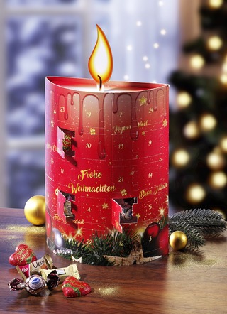 Süßer Adventskalender in Form einer Kerze