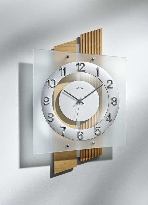 Uhren - Wanduhr mit Funkuhrwerk, in Farbe BUCHE Ansicht 1