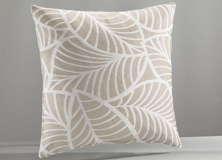 Tagesdecke und Kissenbezüge mit naturnahen Blättermotiven