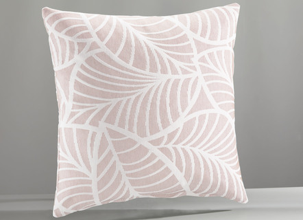 Tagesdecke und Kissenbezüge mit naturnahen Blättermotiven