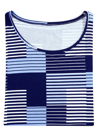Shirt mit Rundhalsausschnitt in 3 Farben