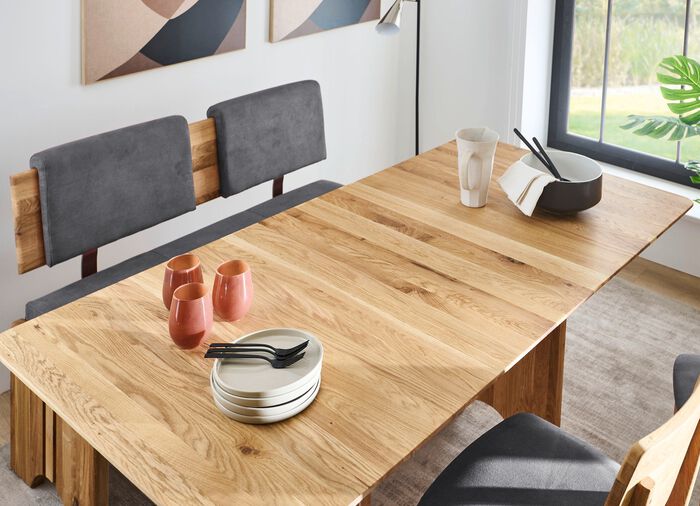 Bankgruppe mit Gestell aus massiver, ge&ouml;lter Eich 