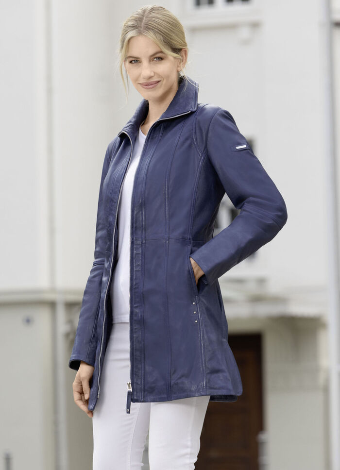 Kurzmantel von „Cabrini“ 