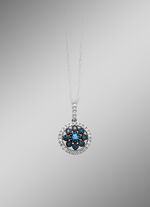 Sch&ouml;ner Anh&auml;nger mit blauen Brillanten und wei&szlig;en Diamanten 