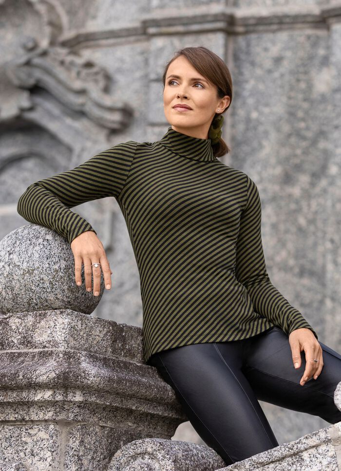 Rollkragenshirt mit Streifen-Dessin 