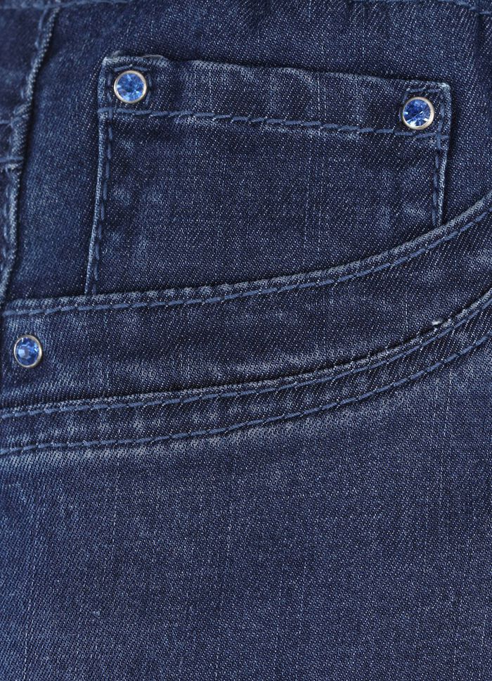 Rock in gerader Schnittf&uuml;hrung 