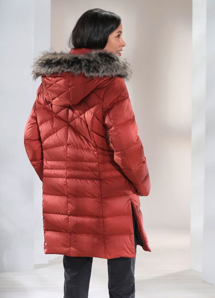 Daunen-Longjacke in 2 Farben ZIEGELROT