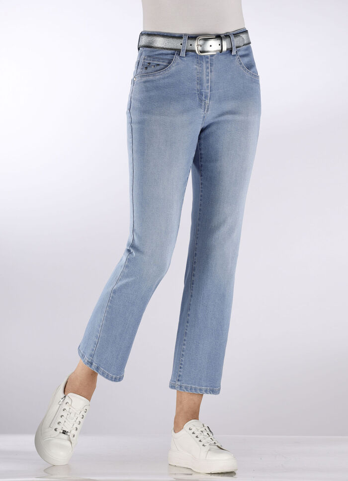 Jeans mit trendigen Ziernieten HELLBLAU