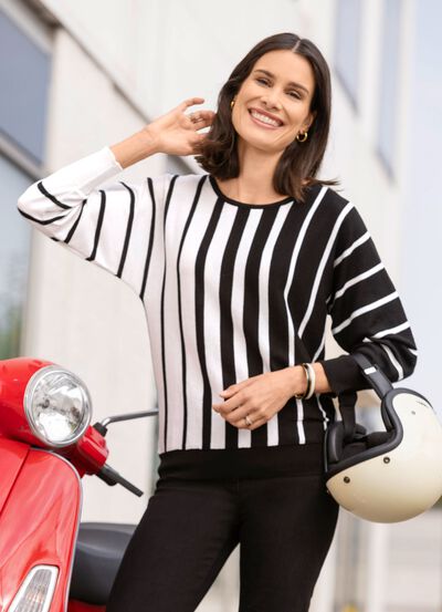 Pullover in Fledermausform 