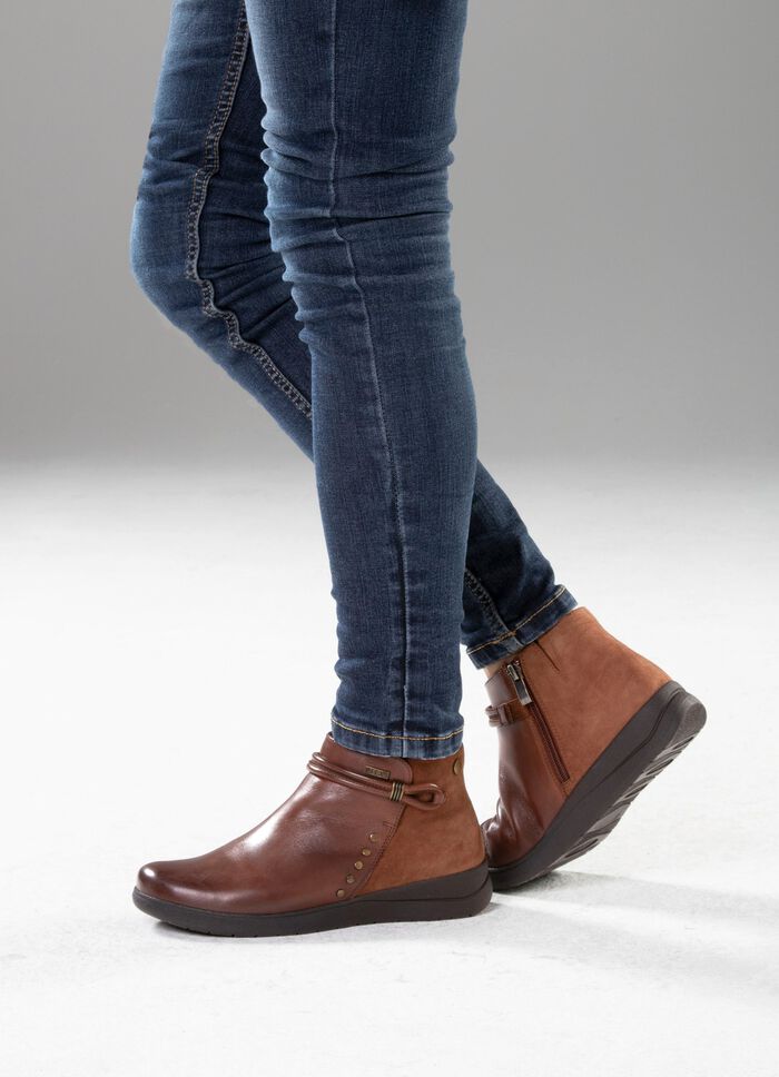 ELENA EDEN, atmungsaktive Damen-Boots, Weite H, mit herausnehmbarem Fu&szlig;bett COGNAC