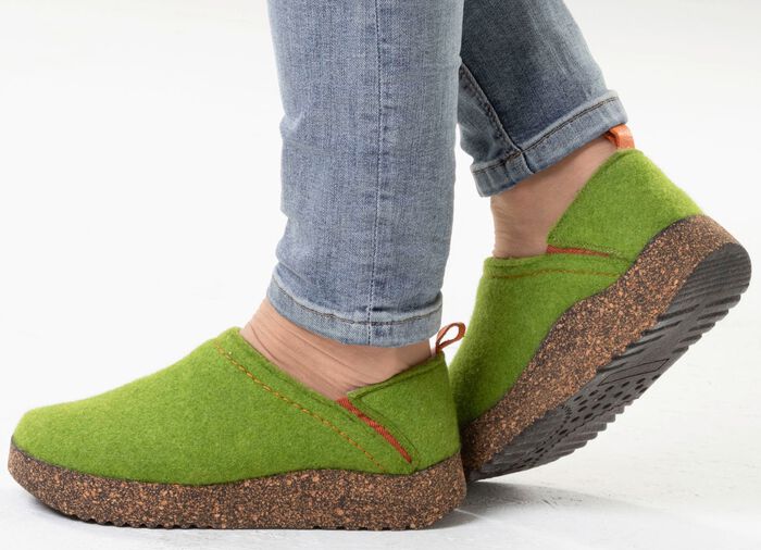 Gemini, komfortable Damen-Hausschuhe, Weite G, mit herausnehmbarem Fu&szlig;bett GR&Uuml;N