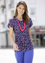 Geschmackvolles Shirt mit &uuml;berschnittener Schulterpartie 