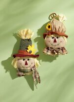 Witzige Vogelscheuchen-Köpfe 