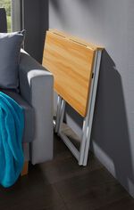 Schreibtisch mit Gestell aus Metall 