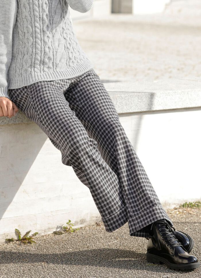 Hose in l&auml;ssiger Marlene-Form 