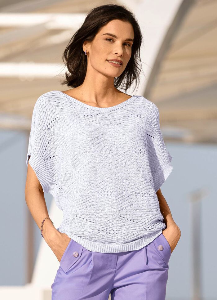 Pulli in quergestricktem Dessin WEISS