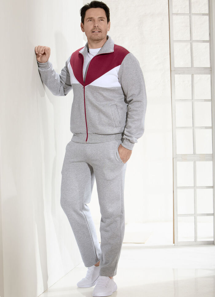 Freizeitanzug mit Seitentaschen 