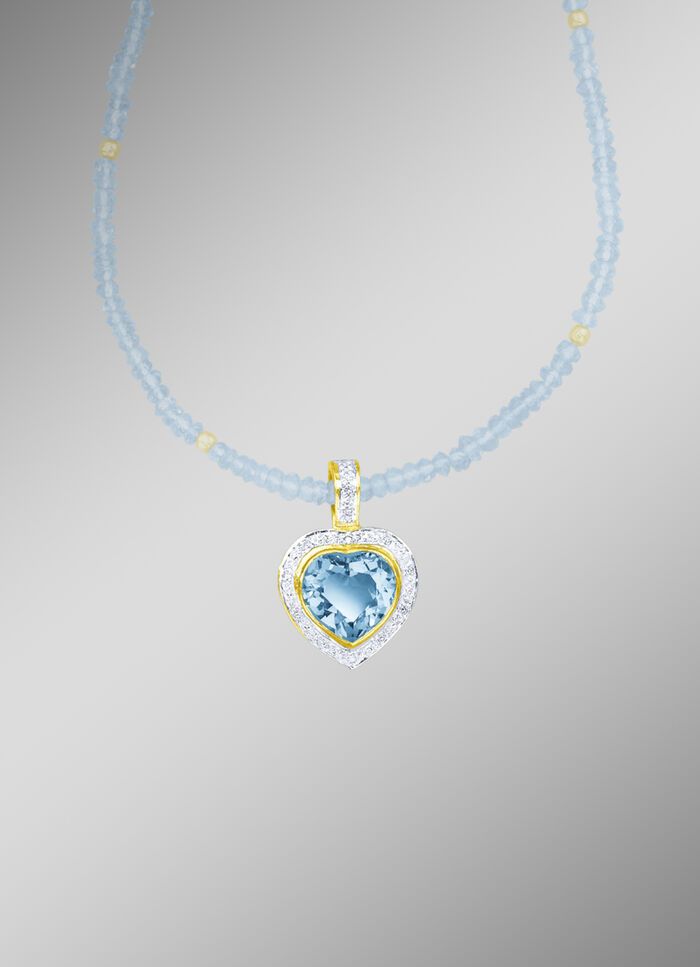 Anhänger mit Blautopas und  Diamanten 