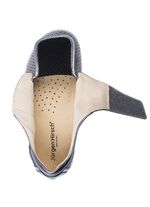 Komfort-Klett-Schuh mit aufwendiger Strassdeko 