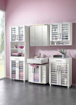 Badm&ouml;bel-Programm mit MDF-Front 