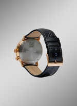 Quartz Herrenuhr mit rotgoldfarbenem Edelstahlgehäuse