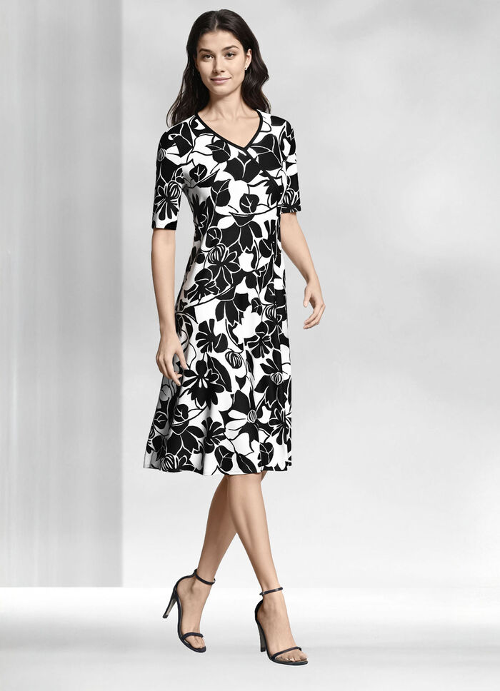 Kleid in Schlupfform 