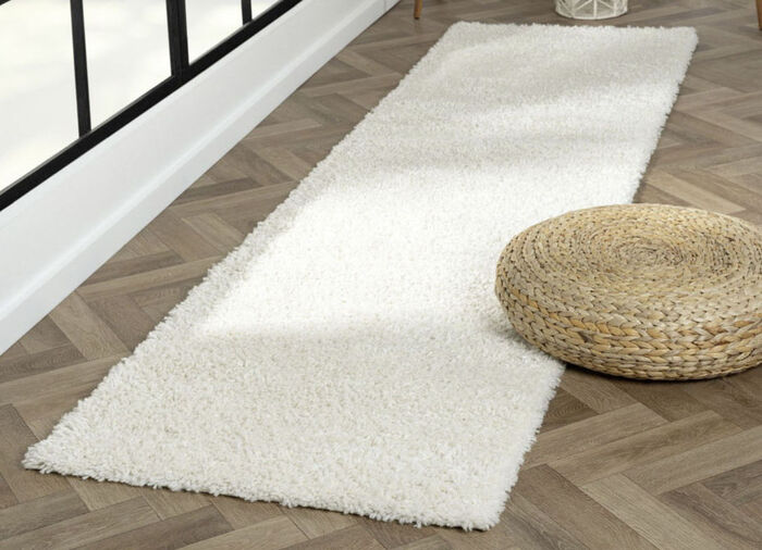 Traumhaft flauschige Brücken und Teppiche in Shaggy-Qualität CREME