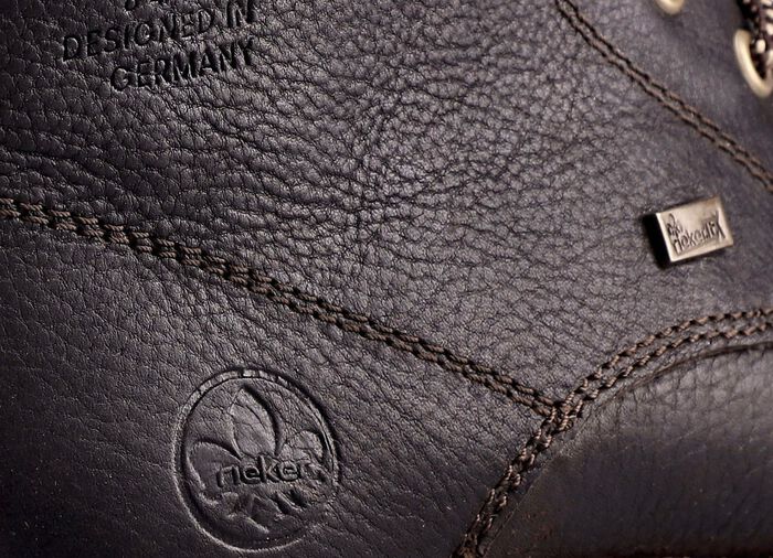 Rieker Schn&uuml;r-Boot mit Warmfutter aus Lammfell und Pl&uuml;schmaterial 