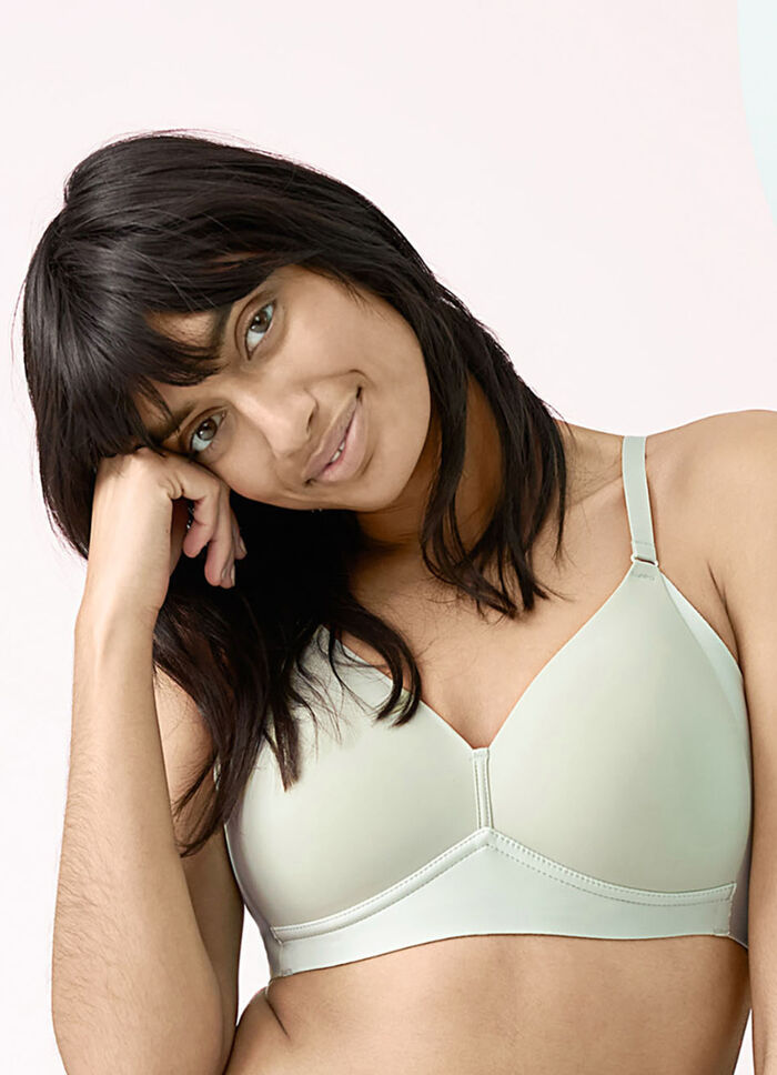 Naturana BH mit gepolsterten Cups SALBEI