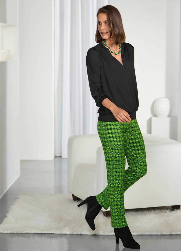 Shirt mit V-Ausschnitt in 2 Farben 