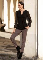 Shirt mit ausgefallener Ausschnittverarbeitung in 2 Farben SCHWARZ