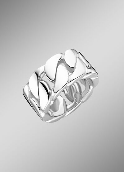 Stilvoller Herrenring im Panzerketten-Design  Stilvoller Herrenring im Panzerketten-Design