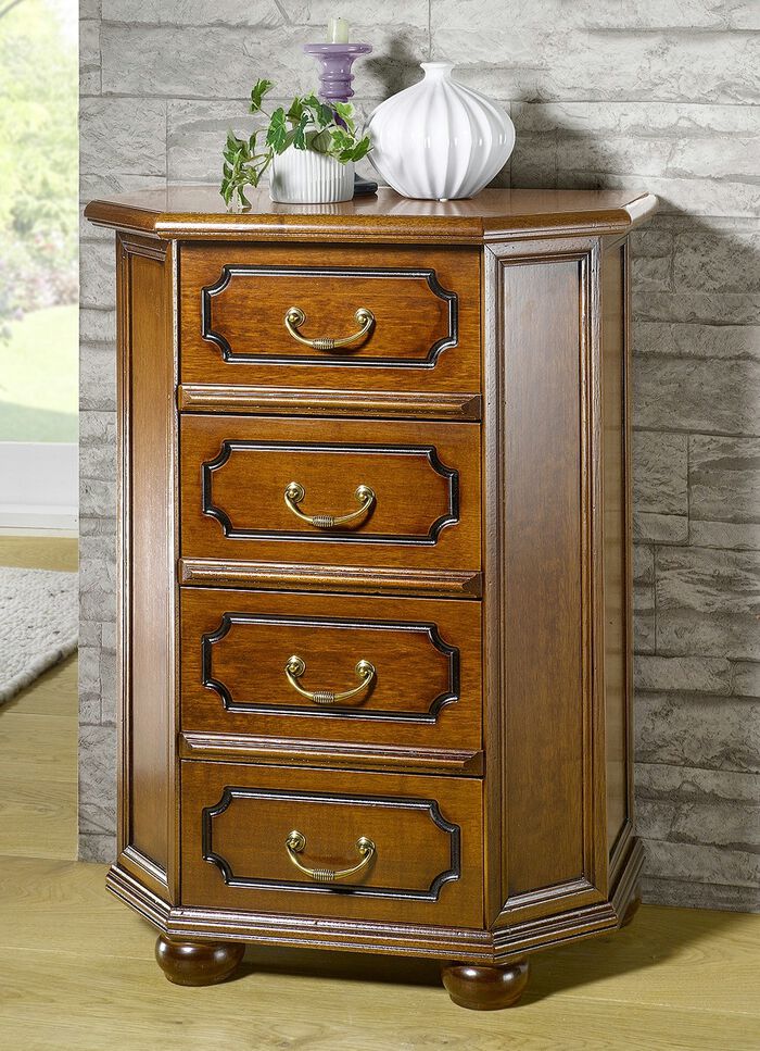 Schubladenkommode mit detailreichen Schnitzereien 