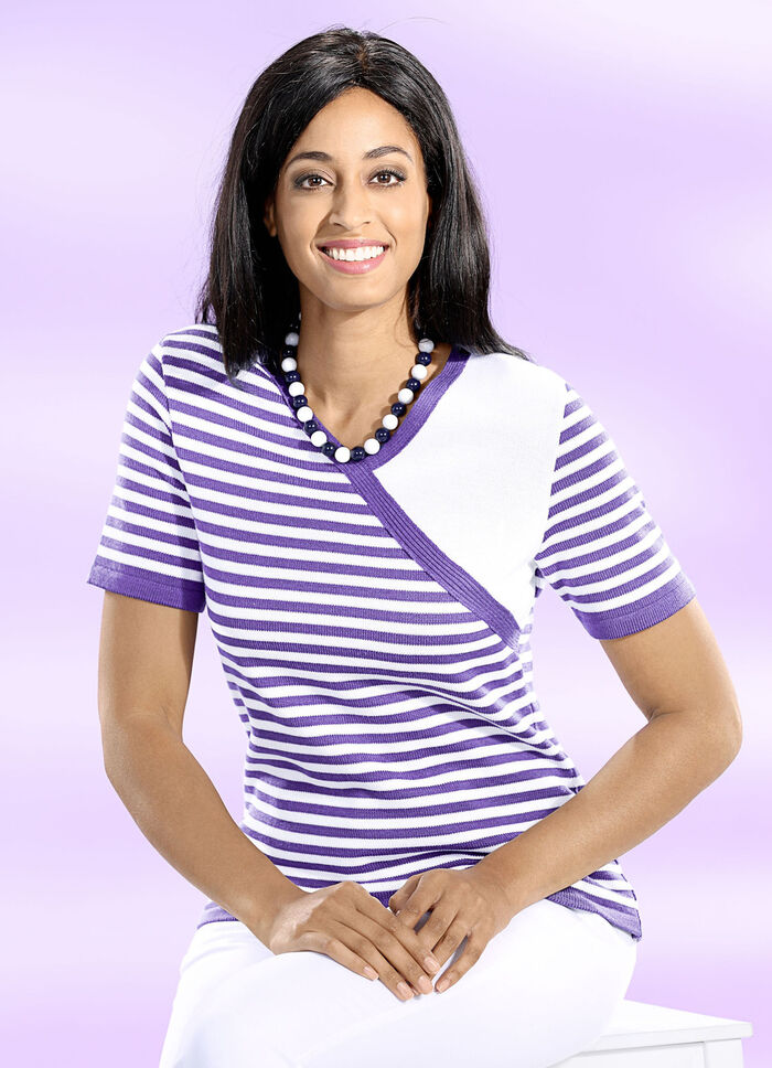 Pulli in Wickeloptik LILA-WEISS