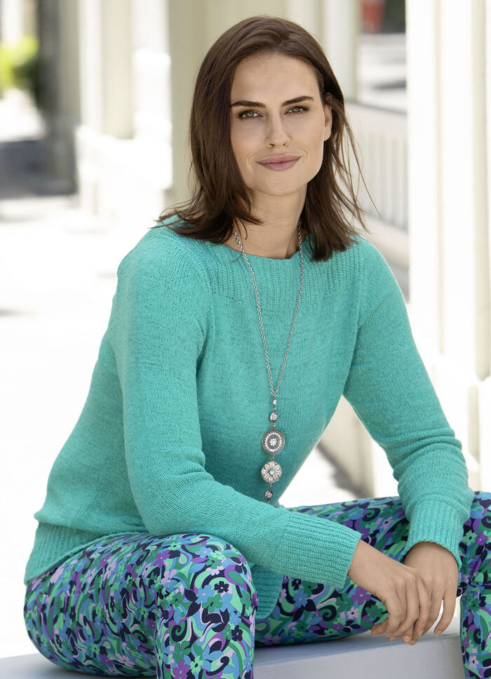 Pullover aus Bändchengarn JADEGRÜN