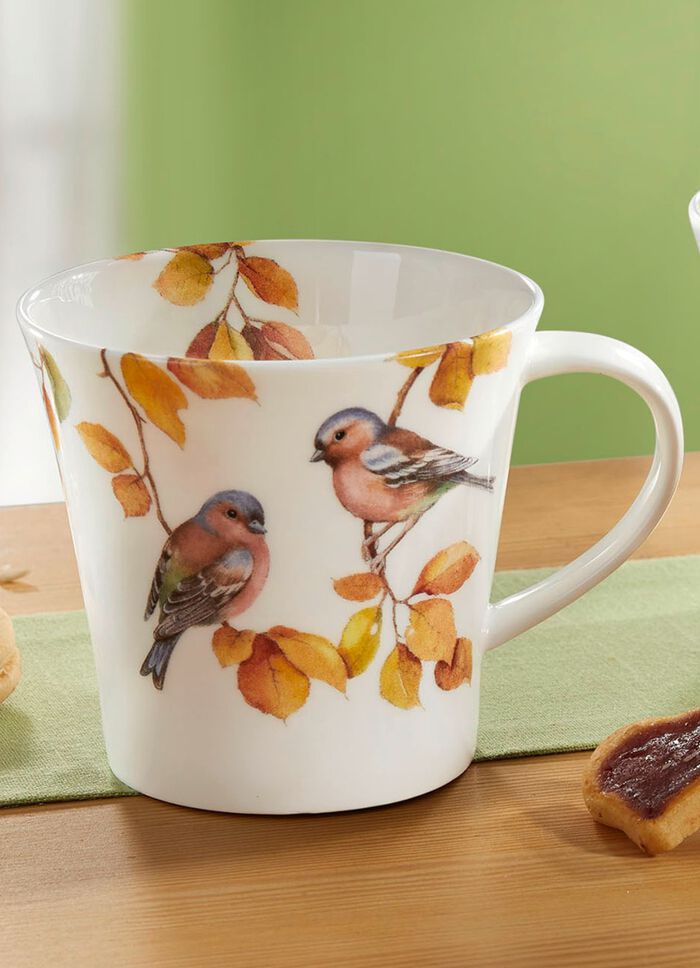 Henkelbecher aus Fine-Bone-China-Porzellan 