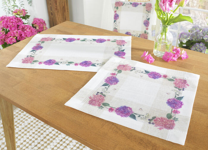 Tisch- und Raumdekoration mit Hortensien-Motiv SEKT-BUNT