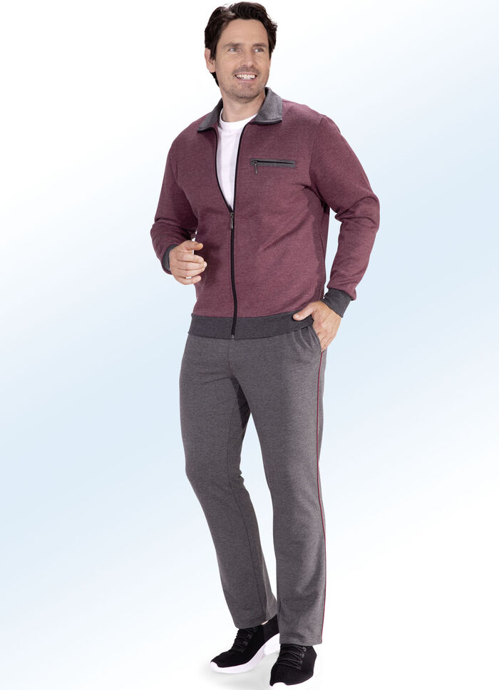 Freizeitanzug von &bdquo;Delena&ldquo; 