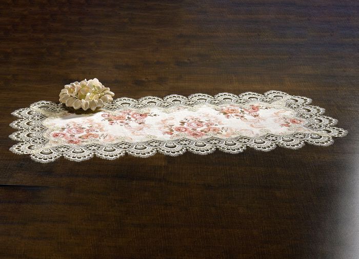 Tischdecke von Sch&auml;fer mit feinster Macram&eacute;-Spitze BUNT